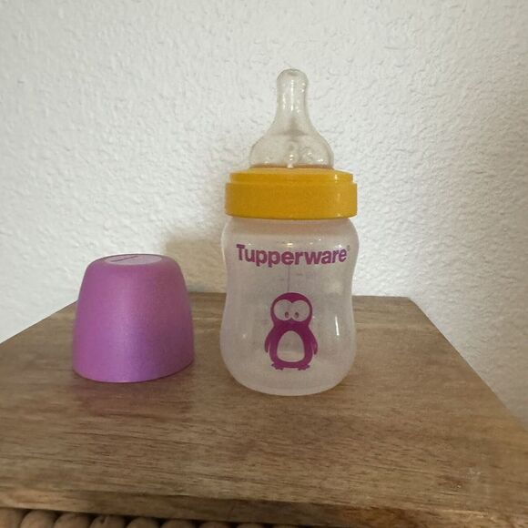 Tupperware Malaysia 5 oz. Baby Bottle Penguin - Picture 3 of 3